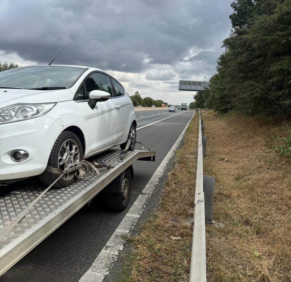 Why Professional Breakdown Recovery Services Are Worth It in 2025